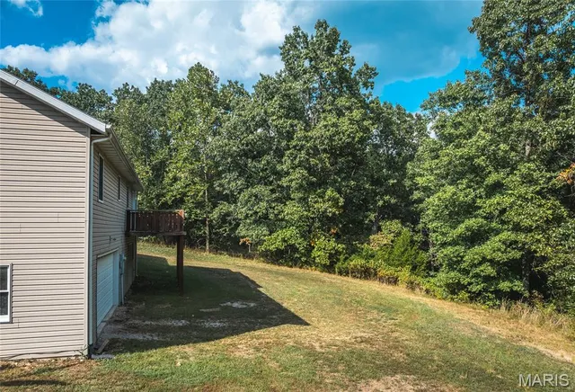 $295,000 | 24950 Majestic Lane, Lebanon, MO 65536