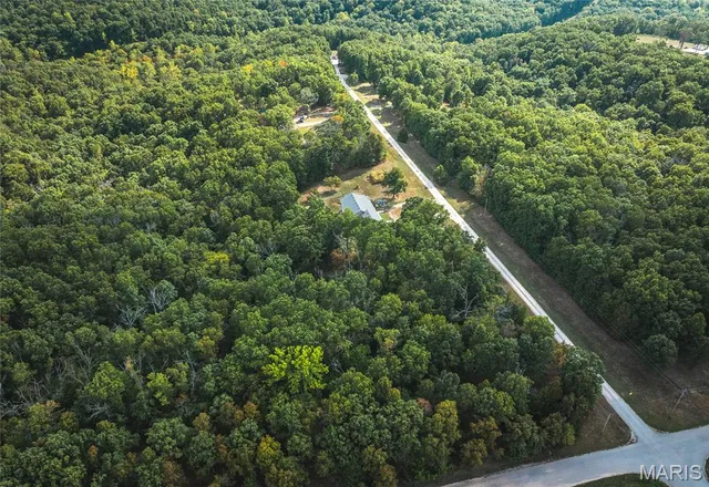 $295,000 | 24950 Majestic Lane, Lebanon, MO 65536