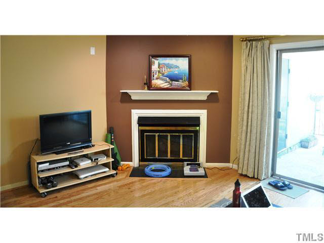 10 Parson Chase Durham, NC 27713 - Photo 6 of 11 Gallery Image 6