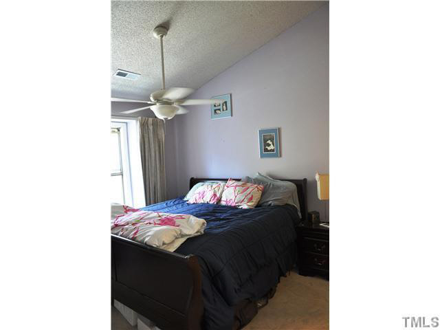 10 Parson Chase Durham, NC 27713 - Photo 10 of 11 Gallery Image 10