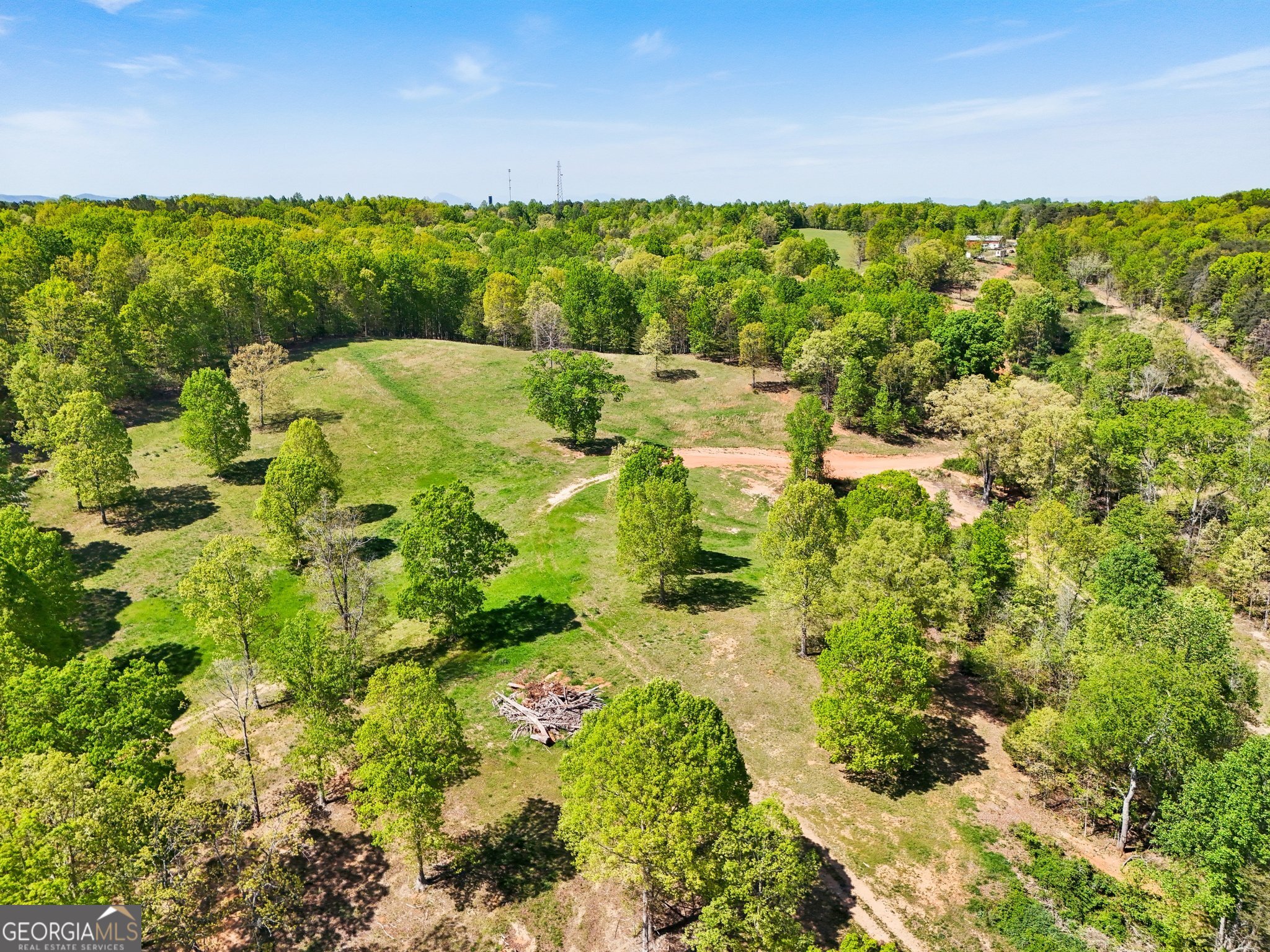 276 Barefoot Road Lula, GA 30554 - Photo 7 of 37