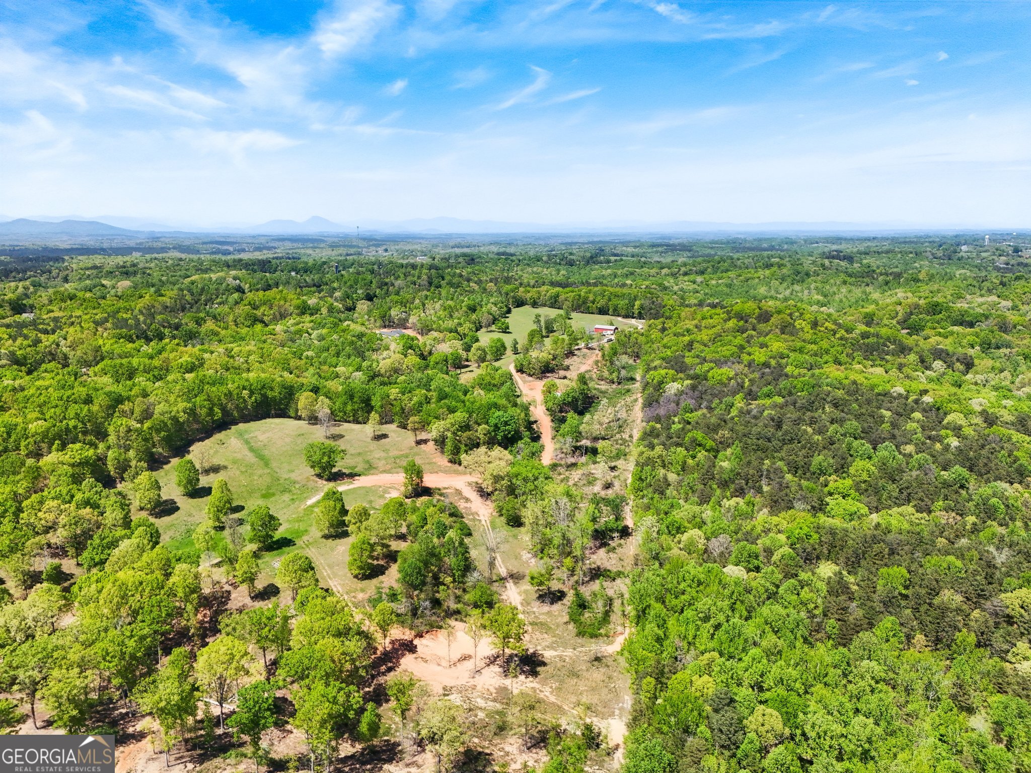 276 Barefoot Road Lula, GA 30554 - Photo 8 of 37