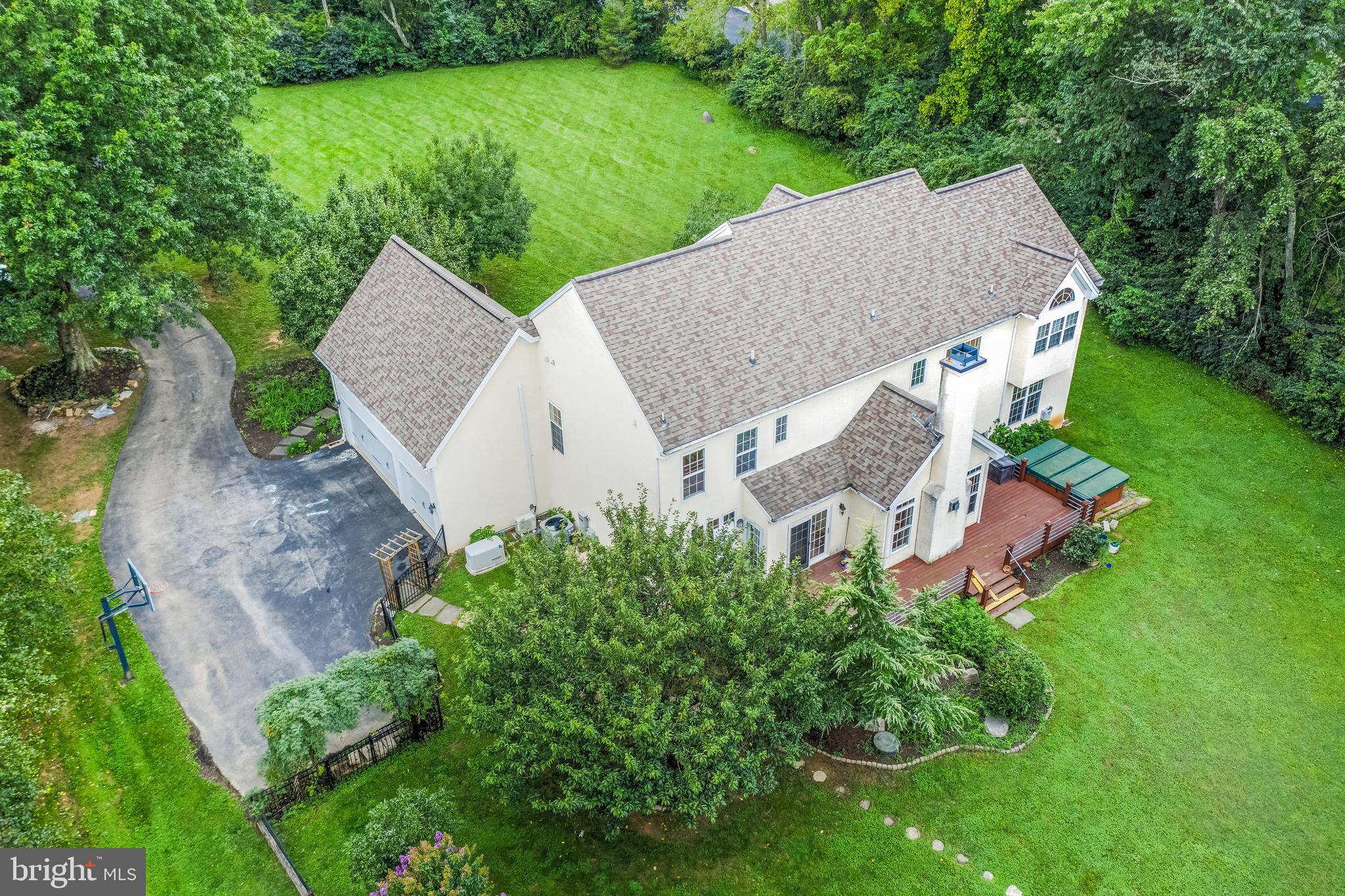 1063 Windy Knoll Road West Chester, PA 19382 - Photo 11 of 54