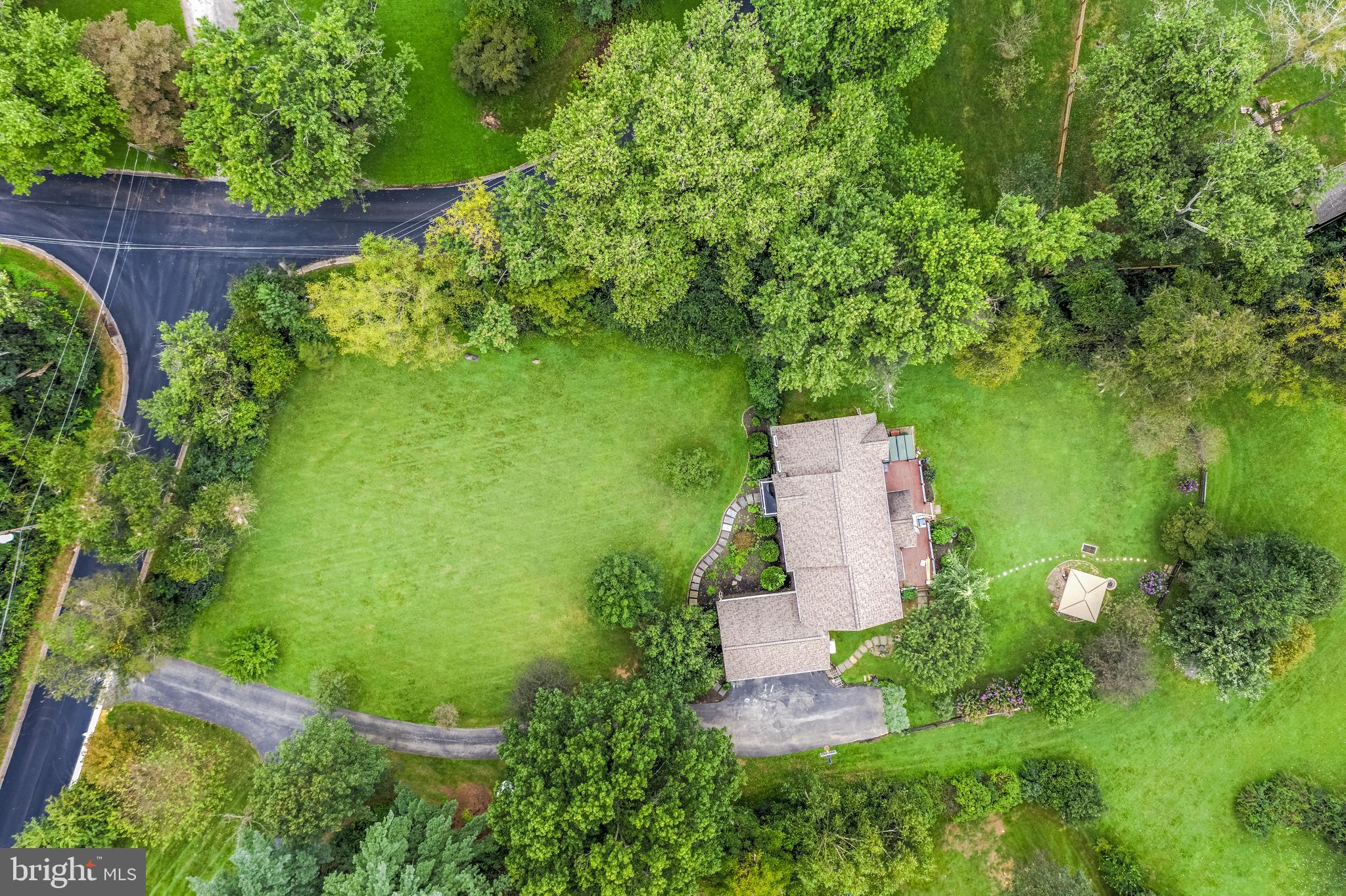 1063 Windy Knoll Road West Chester, PA 19382 - Photo 10 of 54