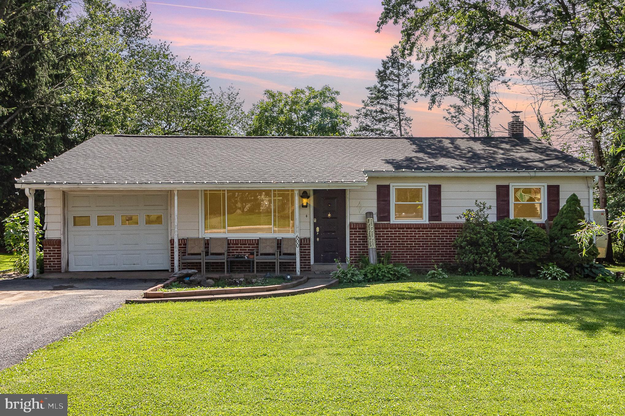 600 Burgundy Road Harrisburg, PA 17112 - Photo 1 of 28 Gallery Image 1