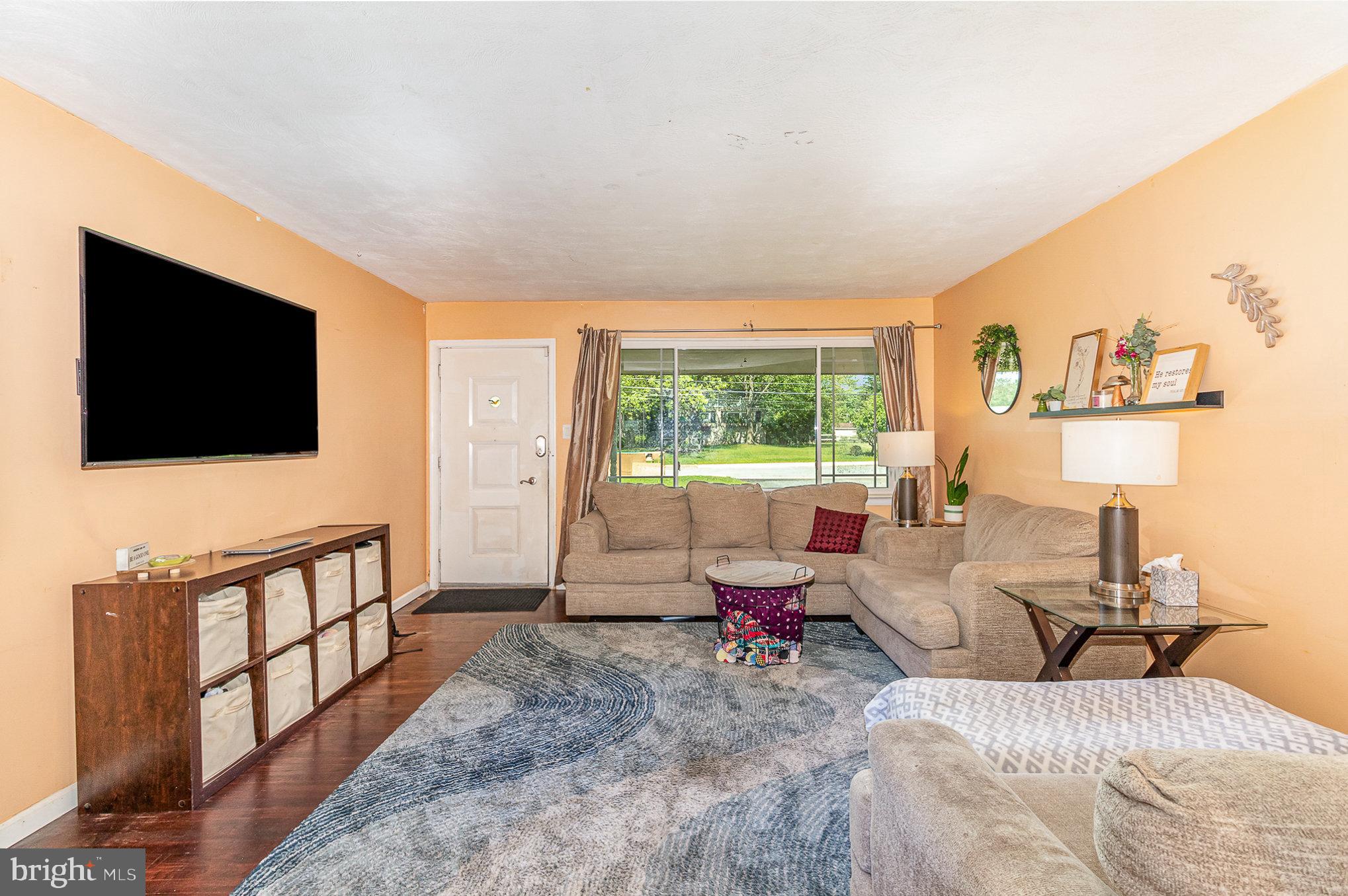 600 Burgundy Road Harrisburg, PA 17112 - Photo 6 of 28 Gallery Image 6