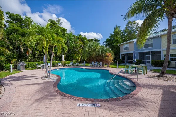 $1,900 | 3345 North Key Drive, Unit 46, North Fort Myers, FL 33903