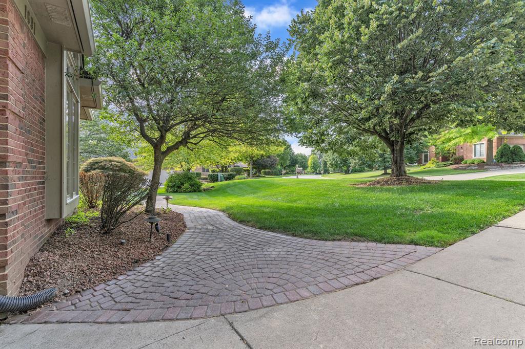 1691 Spring Creek Drive Rochester Hills, MI 48306 - Photo 71 of 78