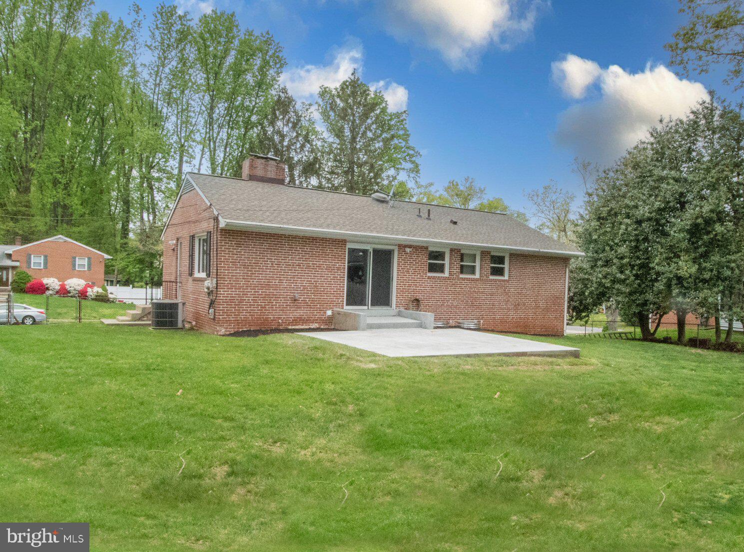 7503 Murillo Street Springfield, VA 22151 - Photo 2 of 24 Gallery Image 2