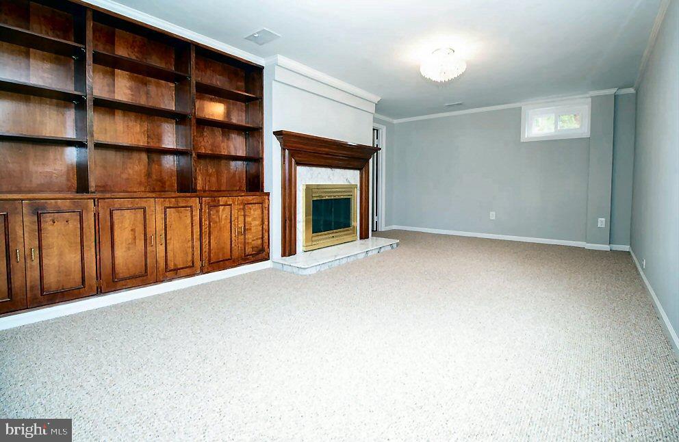 7503 Murillo Street Springfield, VA 22151 - Photo 6 of 24 Family Room