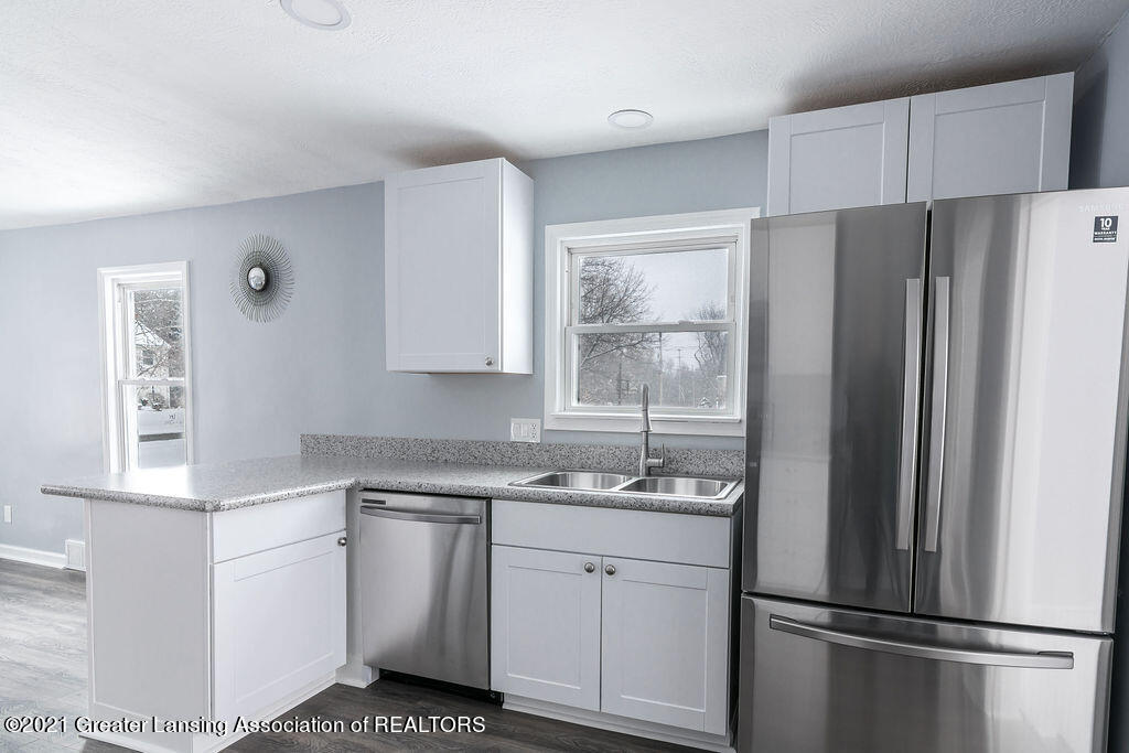 225 Clement Road Lansing, MI 48917 - Photo 14 of 23 DSC_8571-Edit