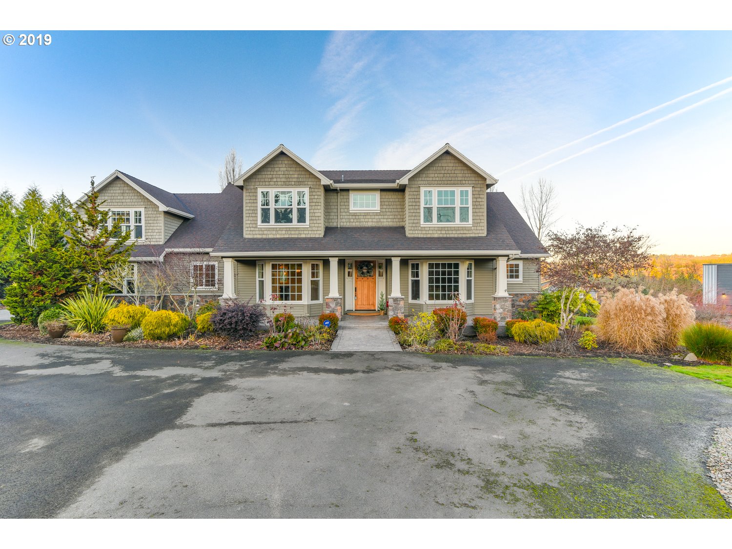 2595 Southwest Ek Road West Linn, OR 97068 - Photo 1 of 32 Gallery Image 1