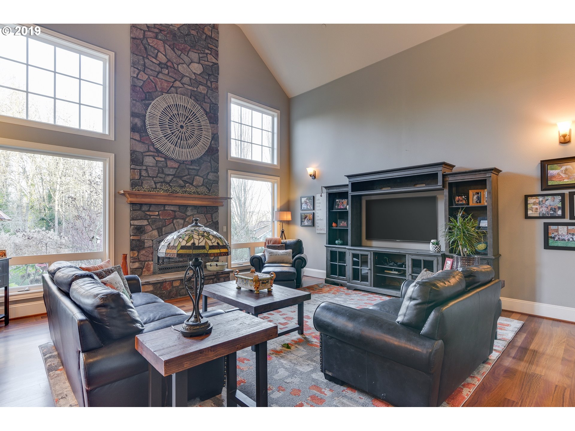 2595 Southwest Ek Road West Linn, OR 97068 - Photo 13 of 32 Gallery Image 13