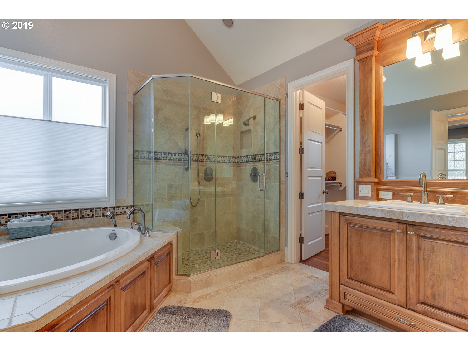 2595 Southwest Ek Road West Linn, OR 97068 - Photo 21 of 32 Gallery Image 21