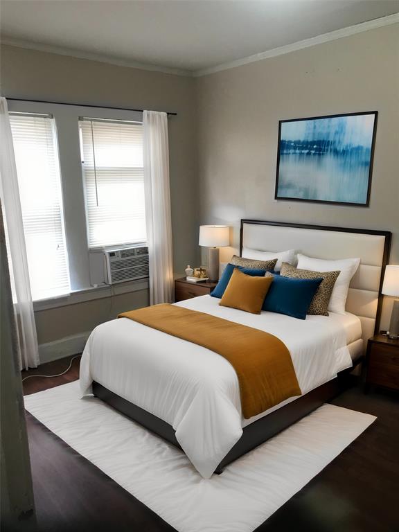 5906 Oram Street, Unit 3 Dallas, TX 75206 - Photo 4 of 10 a bedroom with a bed and window