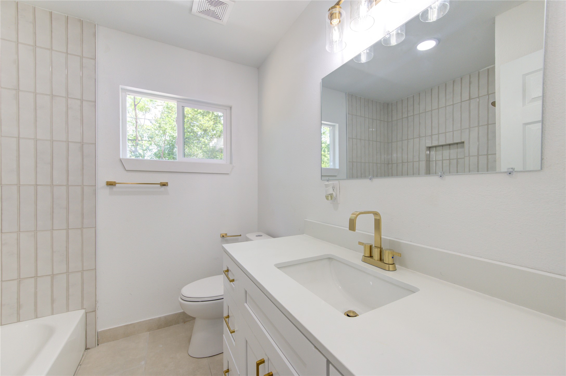 6725 Madrid Street Houston, TX 77021 - Photo 12 of 15