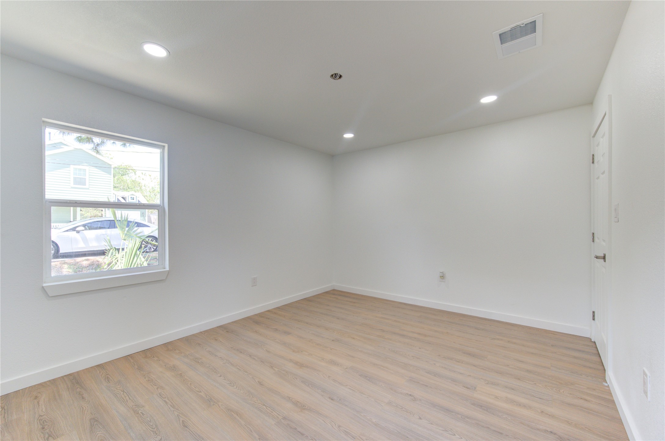 6725 Madrid Street Houston, TX 77021 - Photo 14 of 15