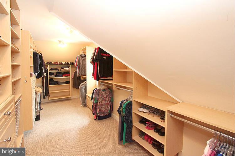 10104 South Glen Road Potomac, MD 20854 - Photo 20 of 27 Interior (General)