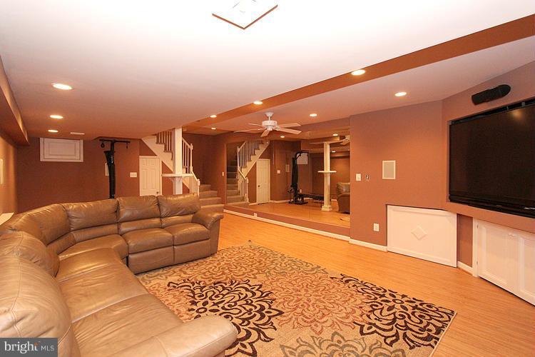 10104 South Glen Road Potomac, MD 20854 - Photo 23 of 27 Interior (General)