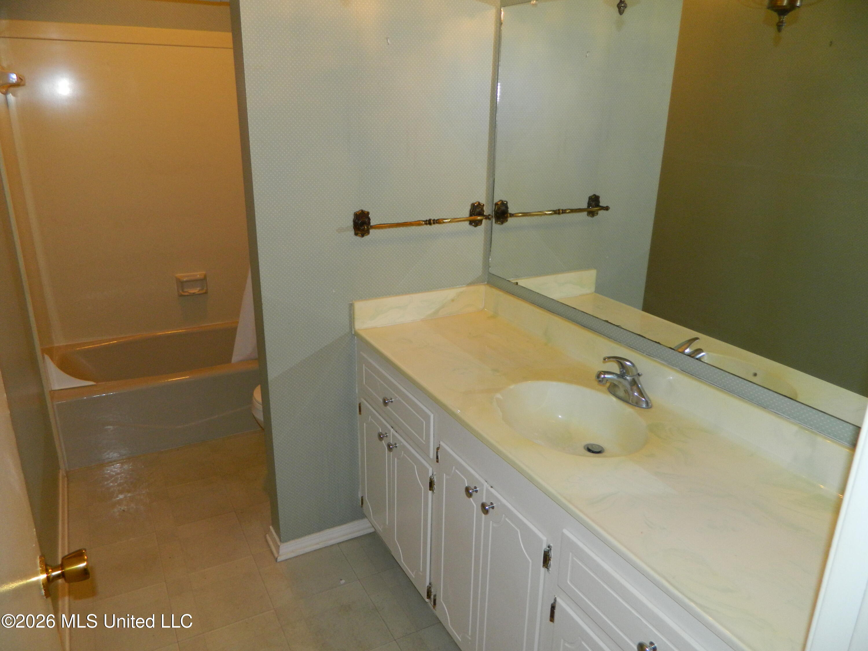 7888 Hilo Way Diamondhead, MS 39525 - Photo 29 of 49 32