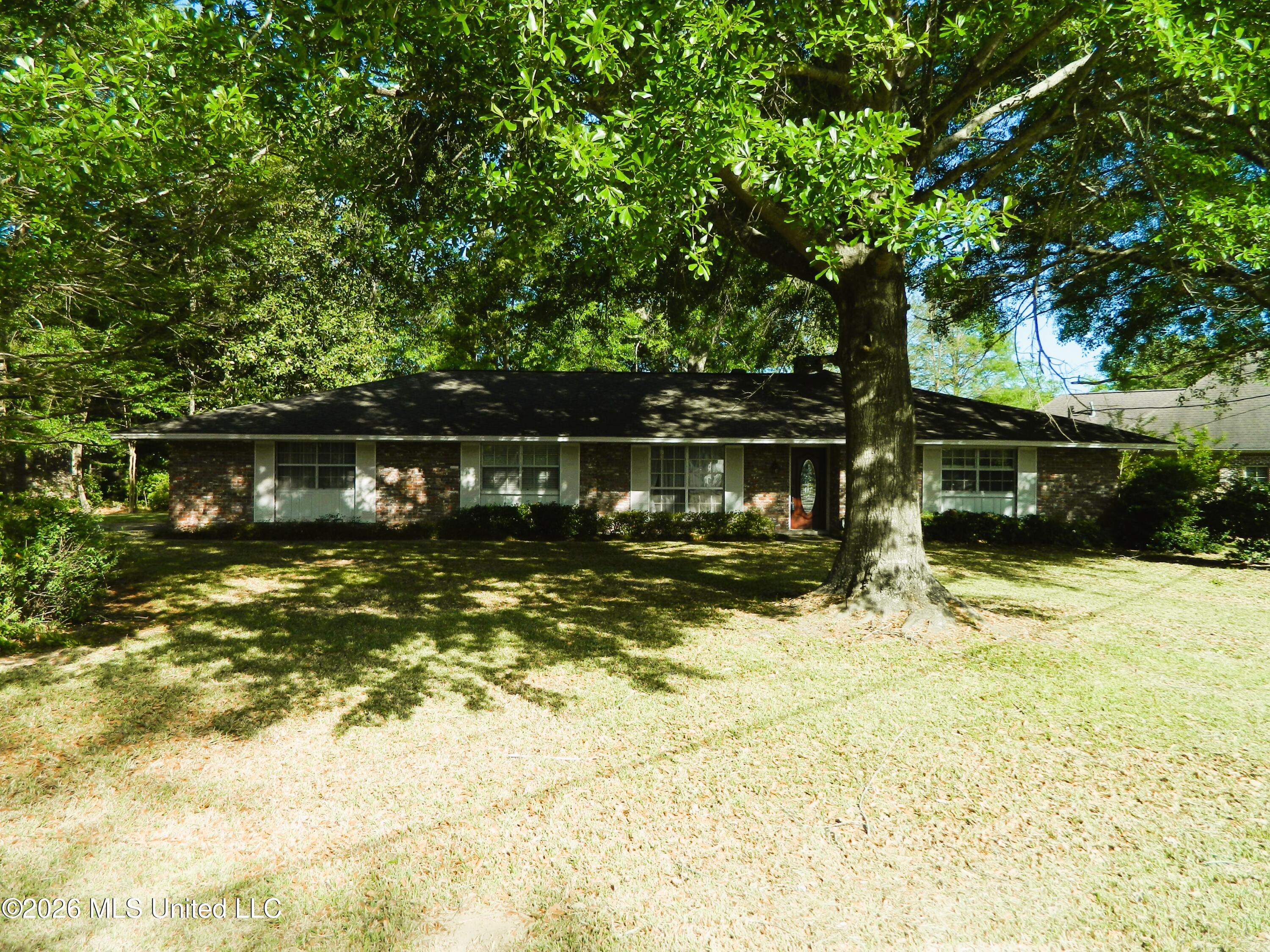 7888 Hilo Way Diamondhead, MS 39525 - Photo 3 of 49 40