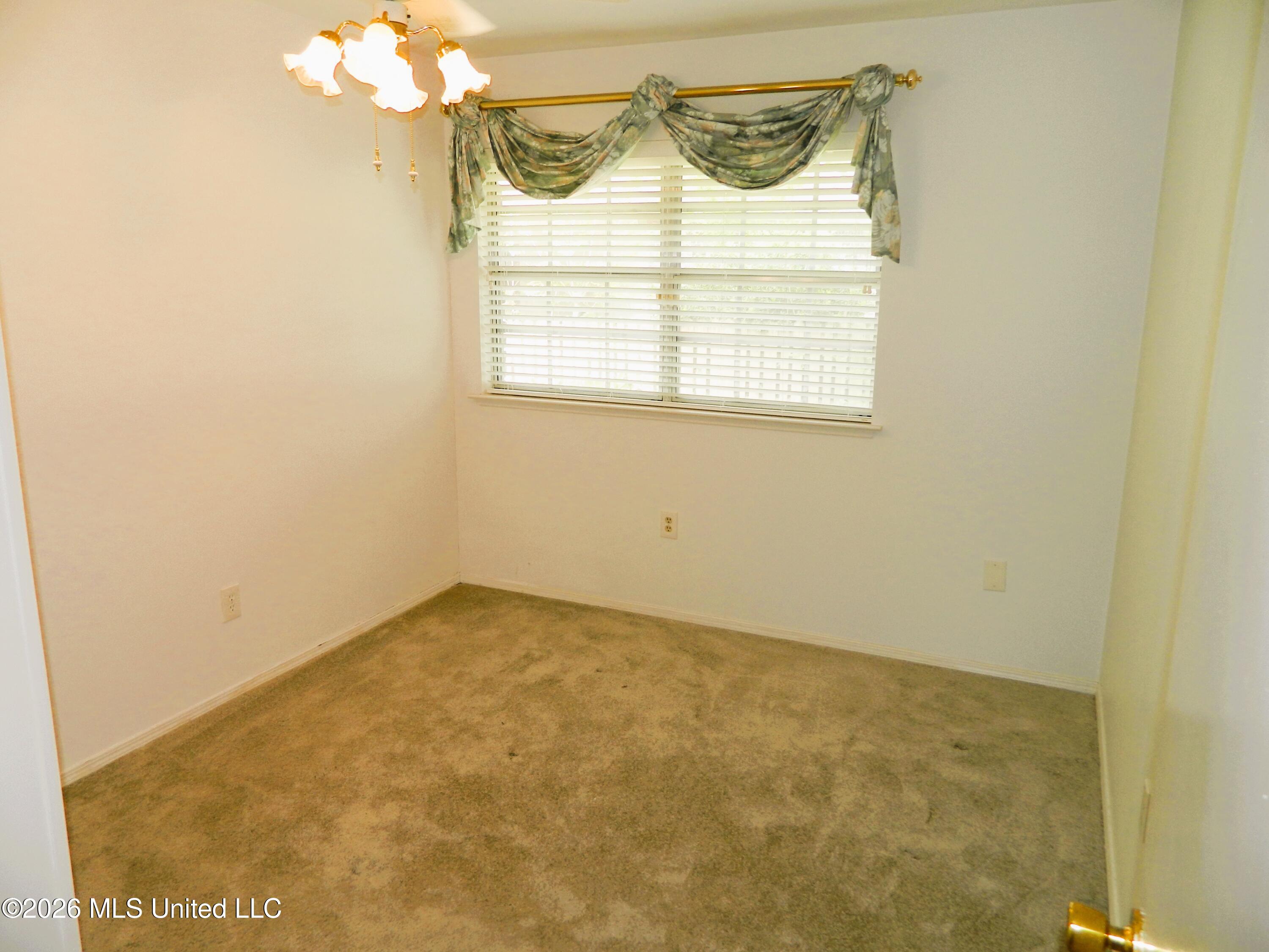 7888 Hilo Way Diamondhead, MS 39525 - Photo 31 of 49 17