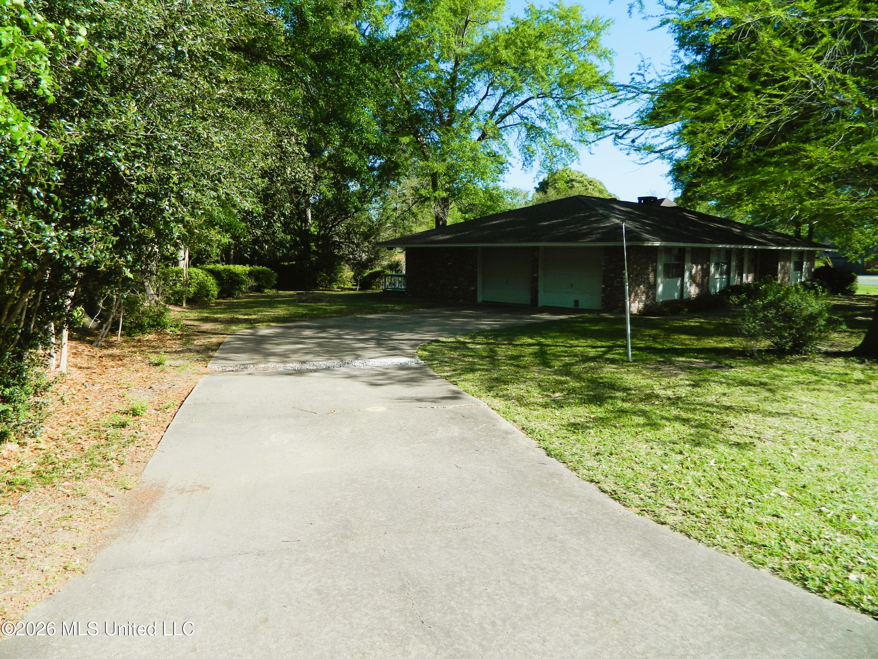 7888 Hilo Way Diamondhead, MS 39525 - Photo 48 of 49 43