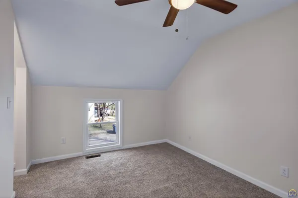 $169,900 | 391 Gertrude Street, Harveyville, KS 66431