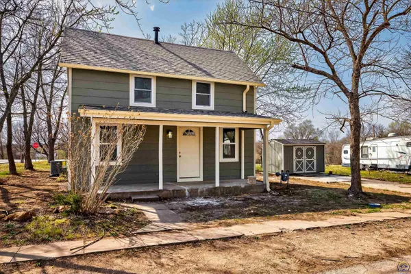 $169,900 | 391 Gertrude Street, Harveyville, KS 66431
