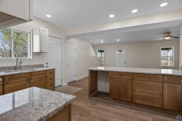 $169,900 | 391 Gertrude Street, Harveyville, KS 66431