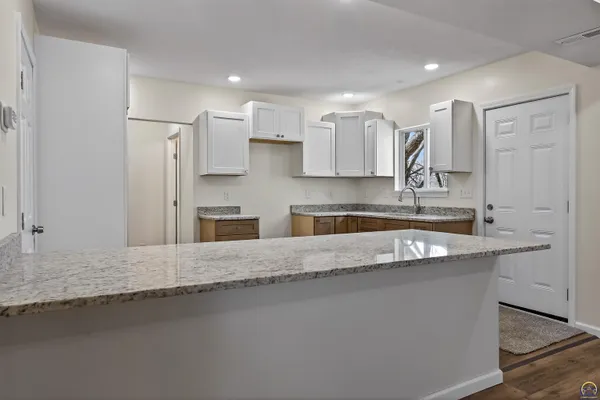 $169,900 | 391 Gertrude Street, Harveyville, KS 66431