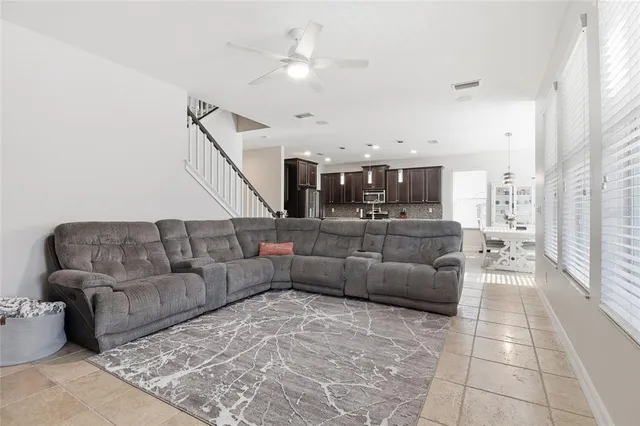 $800,000 | 12036 Longview Lake Circle, Bradenton, FL 34211