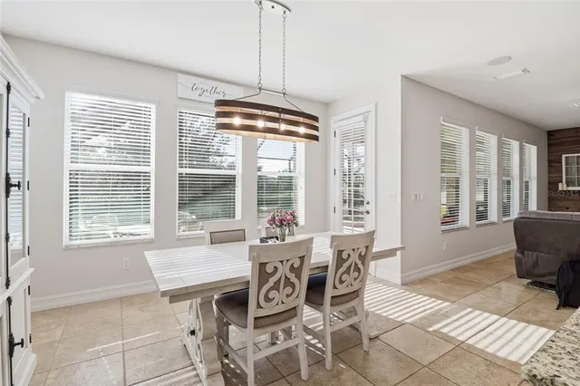 $800,000 | 12036 Longview Lake Circle, Bradenton, FL 34211