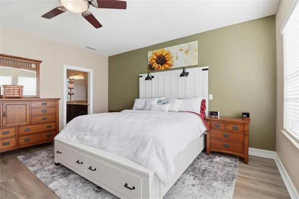 $800,000 | 12036 Longview Lake Circle, Bradenton, FL 34211