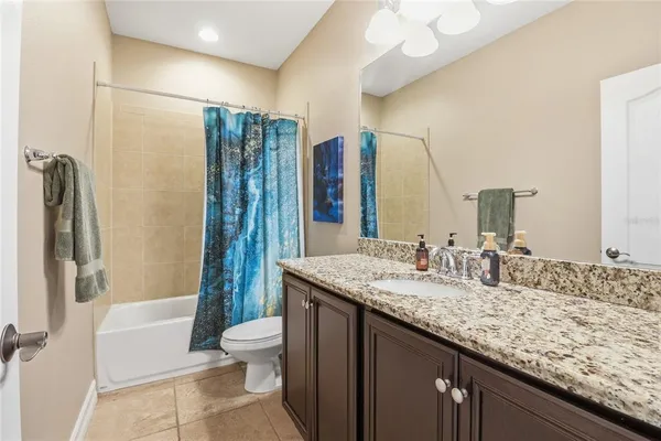$800,000 | 12036 Longview Lake Circle, Bradenton, FL 34211