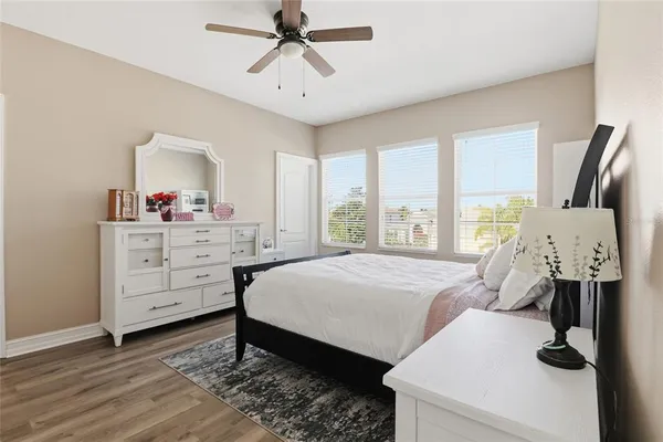 $800,000 | 12036 Longview Lake Circle, Bradenton, FL 34211