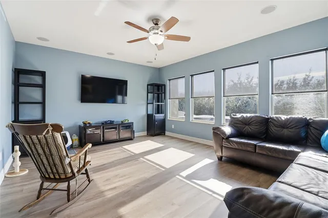 $800,000 | 12036 Longview Lake Circle, Bradenton, FL 34211