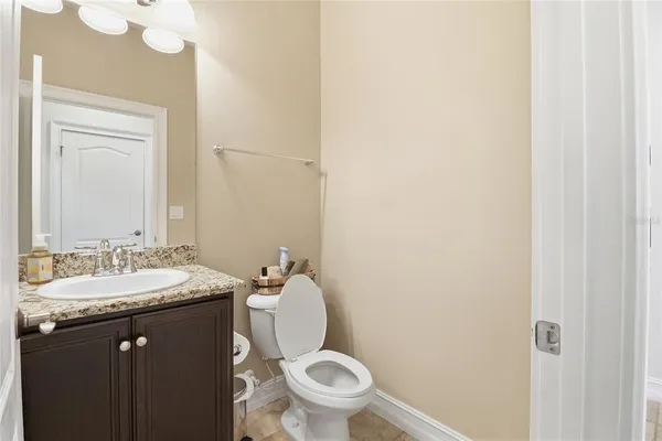 $800,000 | 12036 Longview Lake Circle, Bradenton, FL 34211