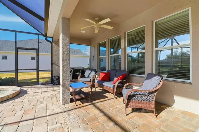 $800,000 | 12036 Longview Lake Circle, Bradenton, FL 34211