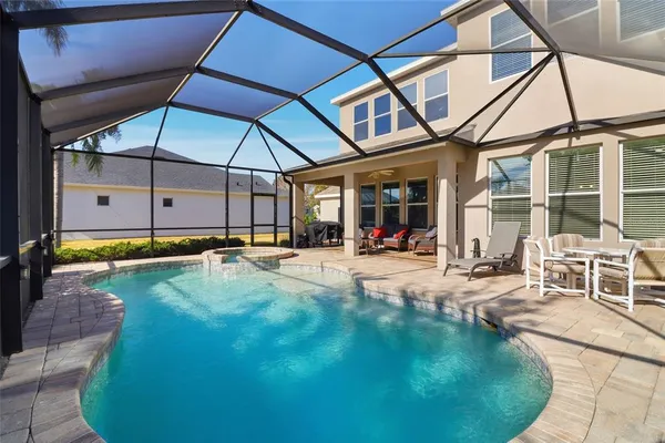 $800,000 | 12036 Longview Lake Circle, Bradenton, FL 34211