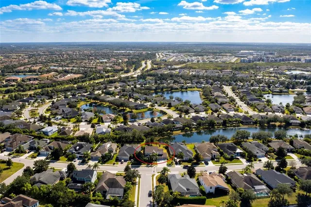 $800,000 | 12036 Longview Lake Circle, Bradenton, FL 34211