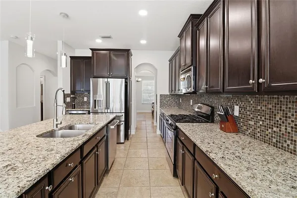 $800,000 | 12036 Longview Lake Circle, Bradenton, FL 34211