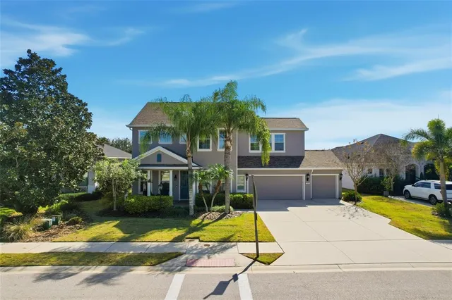 $800,000 | 12036 Longview Lake Circle, Bradenton, FL 34211