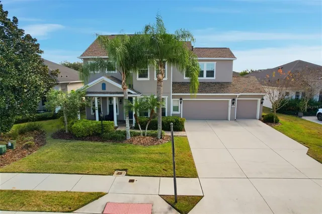 $800,000 | 12036 Longview Lake Circle, Bradenton, FL 34211