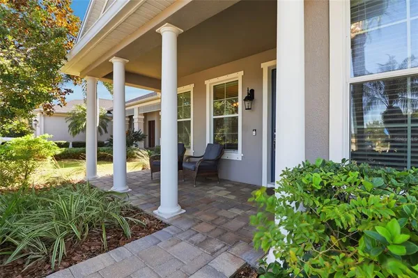 $800,000 | 12036 Longview Lake Circle, Bradenton, FL 34211
