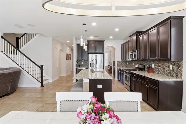 $800,000 | 12036 Longview Lake Circle, Bradenton, FL 34211