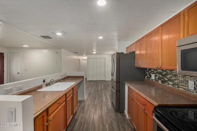 $69,000 | 2650 West Union Hills Drive, Unit 82, Phoenix, AZ 85027