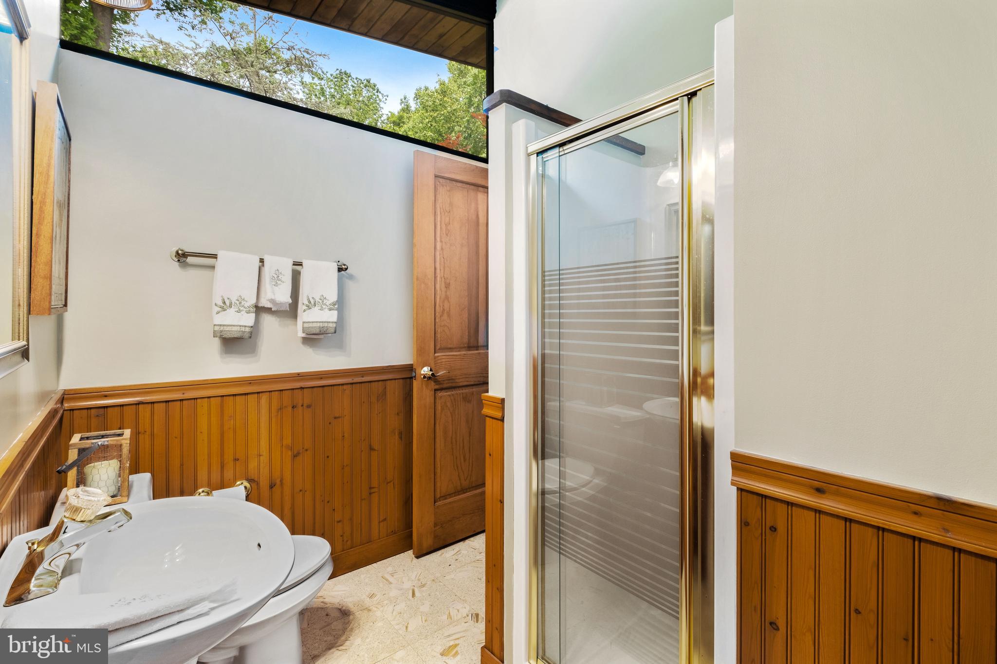 14 Springhill Road Mantua, NJ 08051 - Photo 46 of 64 3rd bedroom w/ bath ensuite