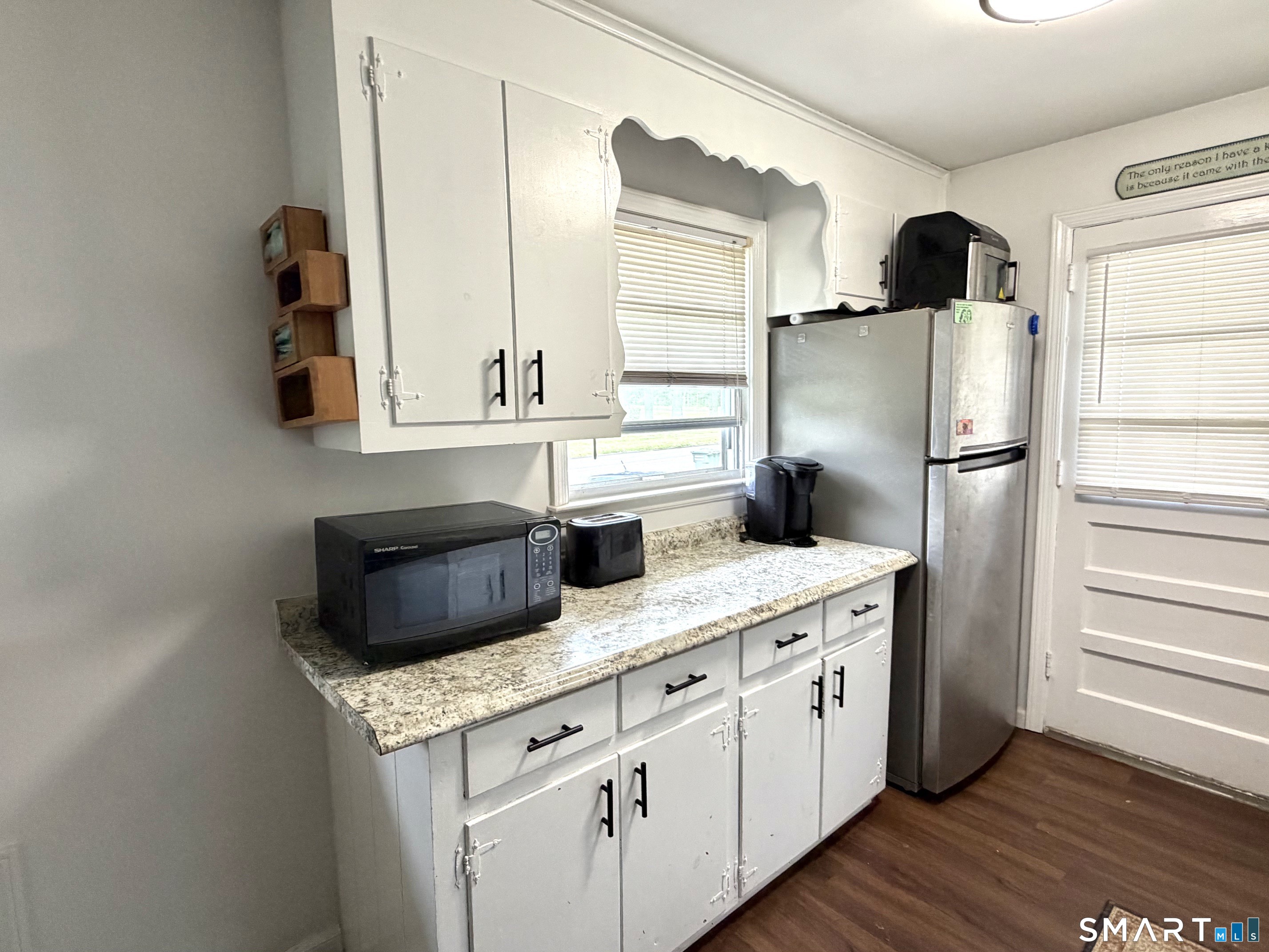 1645 Old Town Road Bridgeport, CT 06606 - Photo 3 of 24 Gallery Image 3