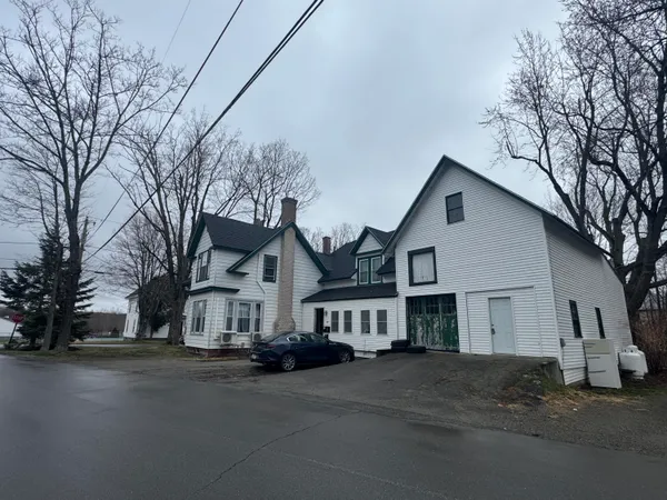 $228,000 | 135 Cross Street, Pittsfield, ME 04967